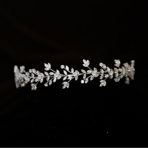 Head band with gorgeous studs